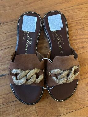 NEW Womem slide Sandals ( made in Italy)